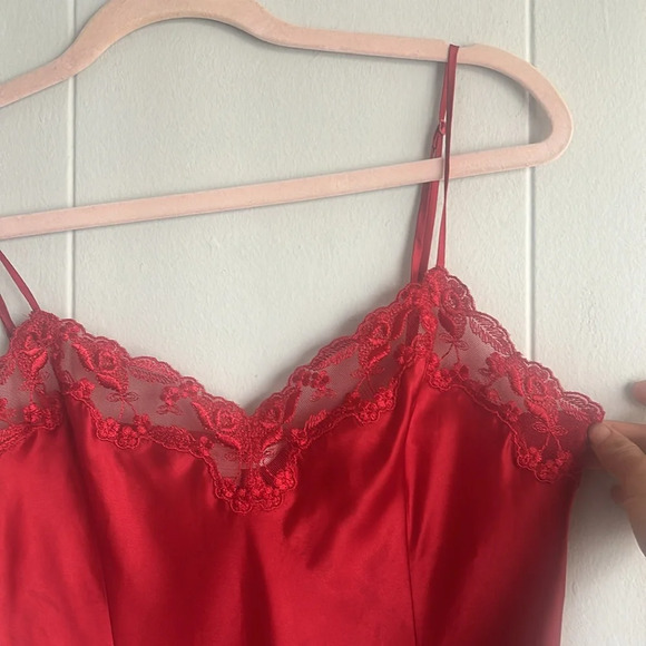 Victoria's Secret Red Lace Slip Dress Lingerie-size Medium - Picture 3 of 7
